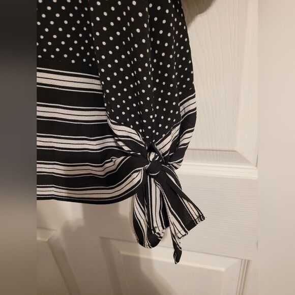 NWT Spotted and striped dress top - Picture 3 of 7